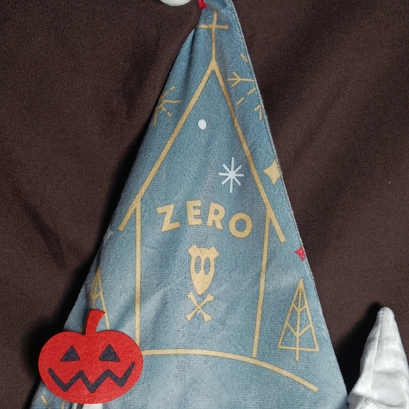 Disney The Nightmare Before Christmas Movie Zero Ghost Santa Hat Tim Burton - Picture 9 of 10